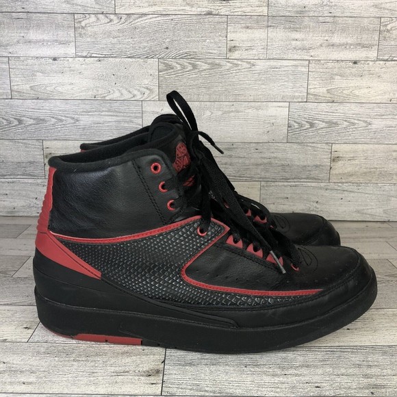 Nike Air Jordan 2 Retro Alternate 87 Bred Chicago 834274-001 II Men’s Size 9 EUC